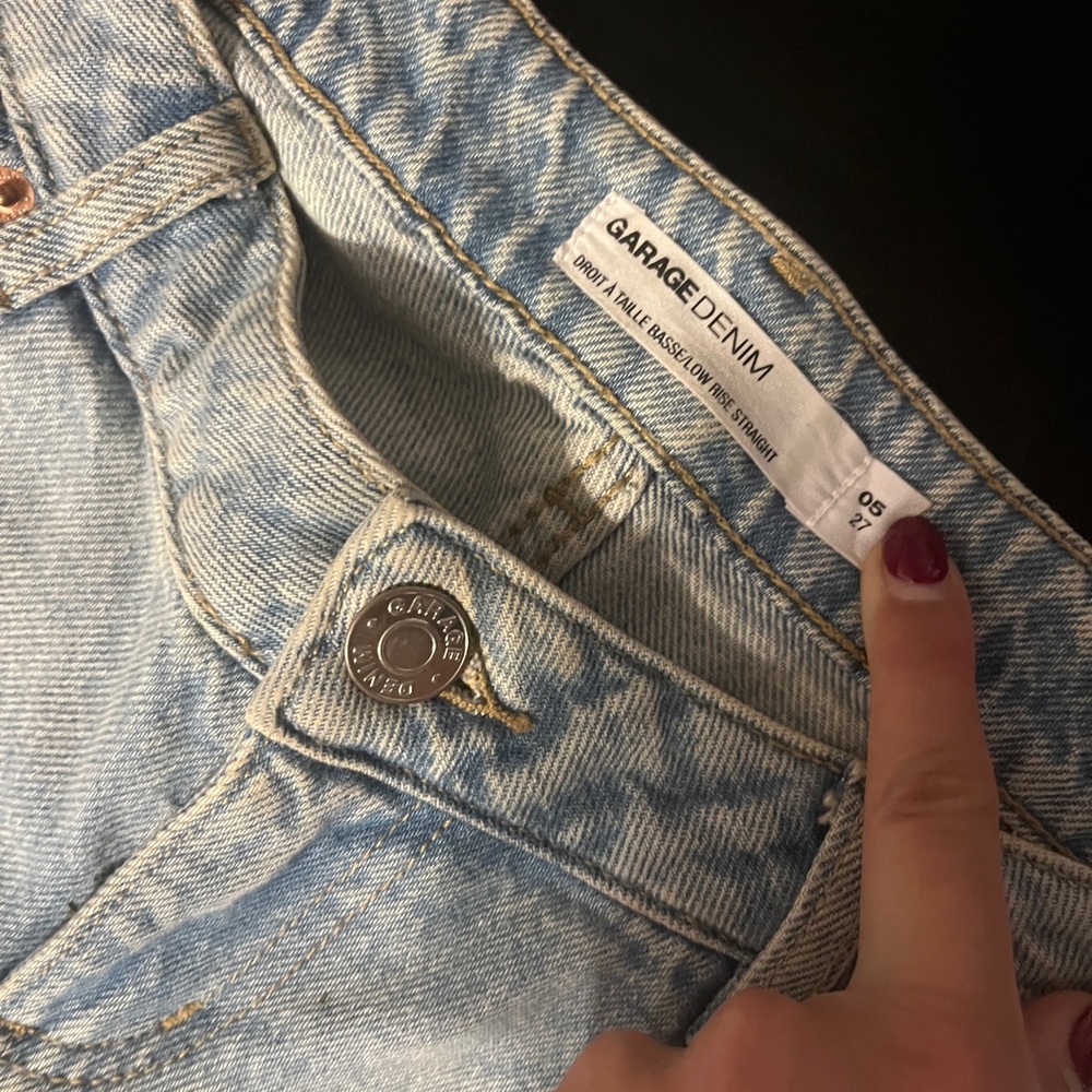 Garage Light Wash Women's Jeans